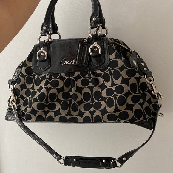 Coach Vintage Ashley Signature Black Satchel